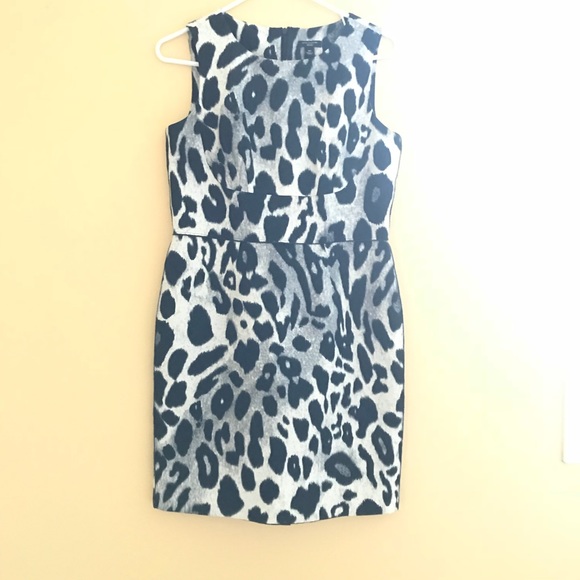 Ann Taylor dress in size 4P - Picture 1 of 7